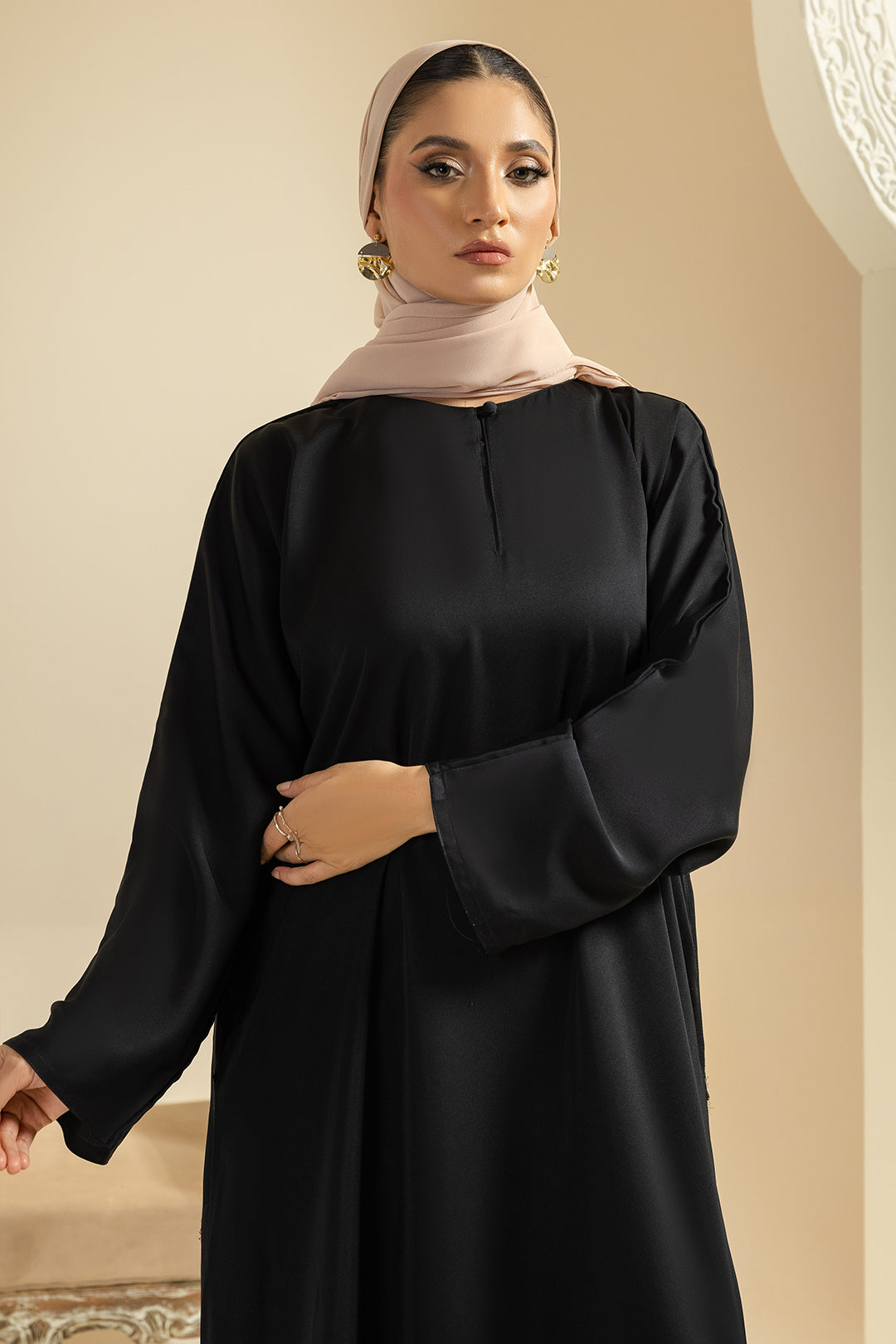 Single Button Plain Abaya with Pocket - 5011