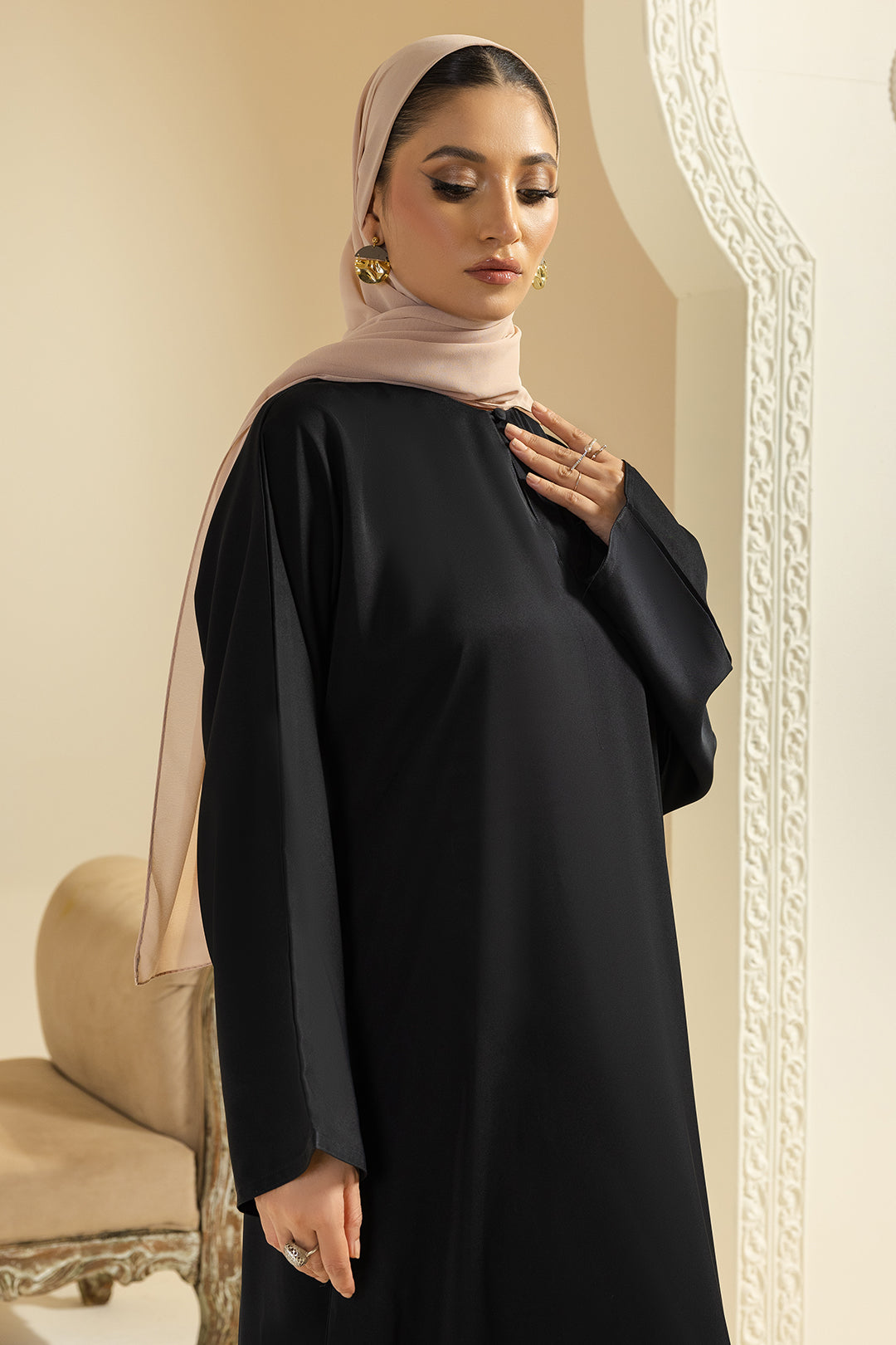 Single Button Plain Abaya with Pocket - 5011