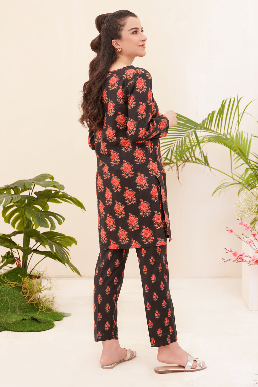 Embroidered Kurta Trouser - 0651