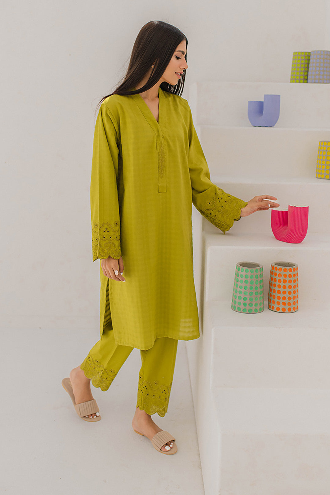 Embroidered Kurta Trouser - 0652