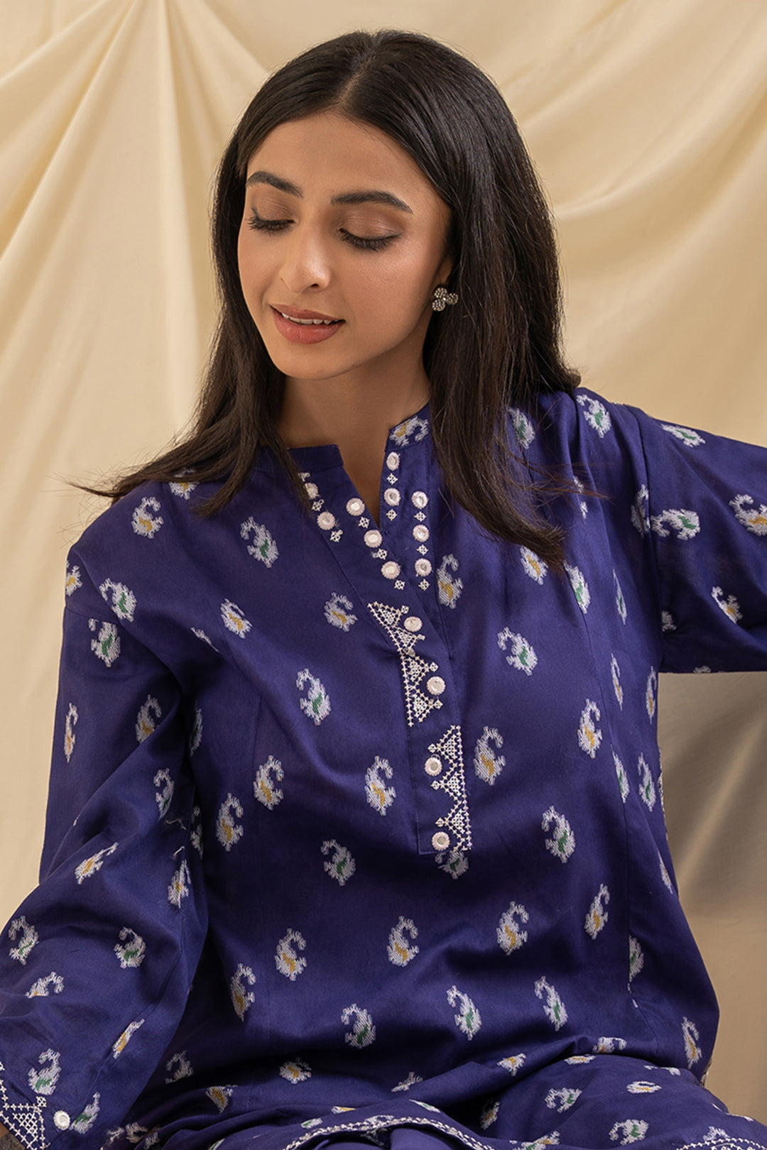 Embroidered Kurta Trouser - 1246