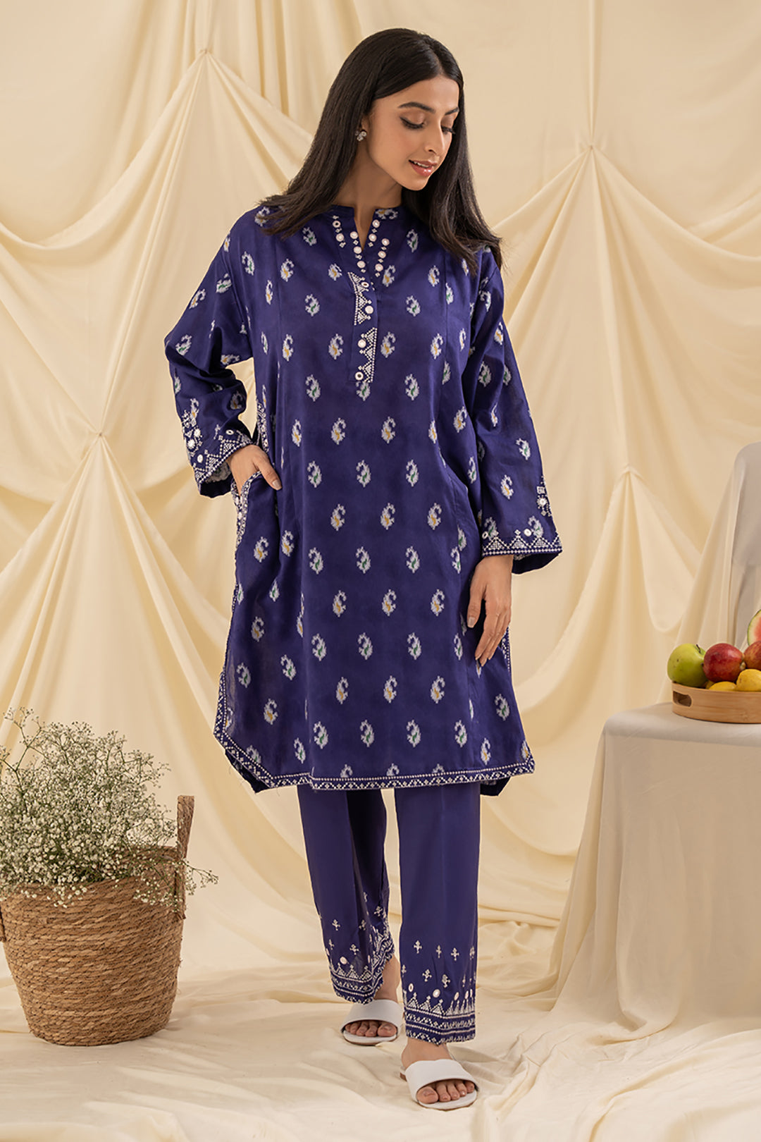 Embroidered Kurta Trouser - 1246