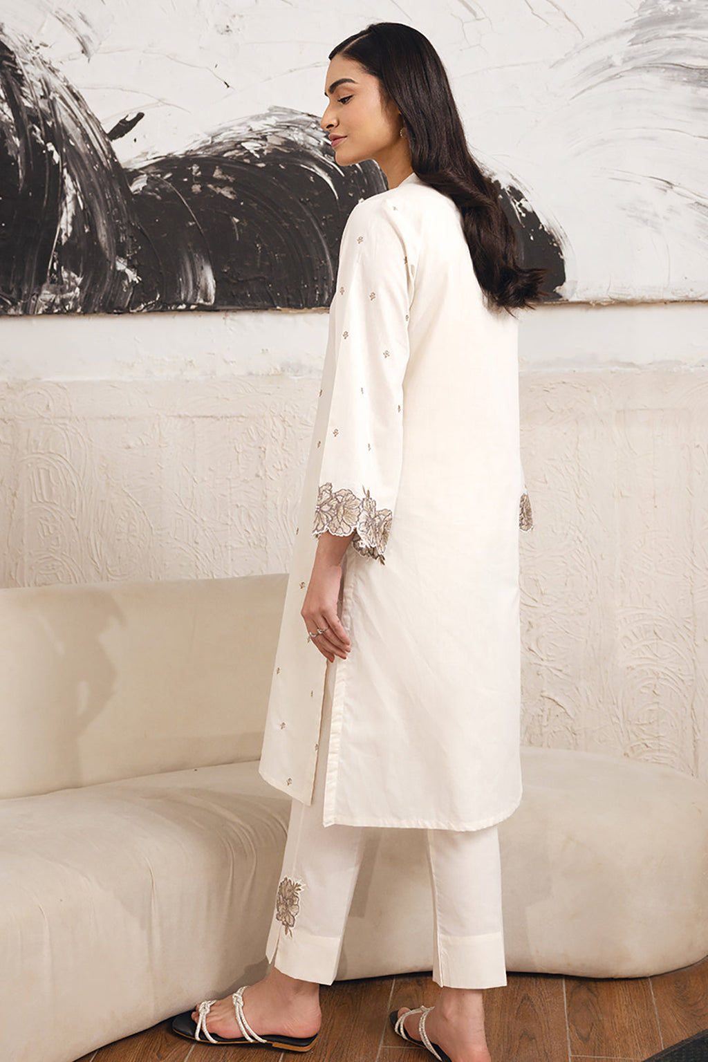 Embroidered Kurta Trouser - 1271