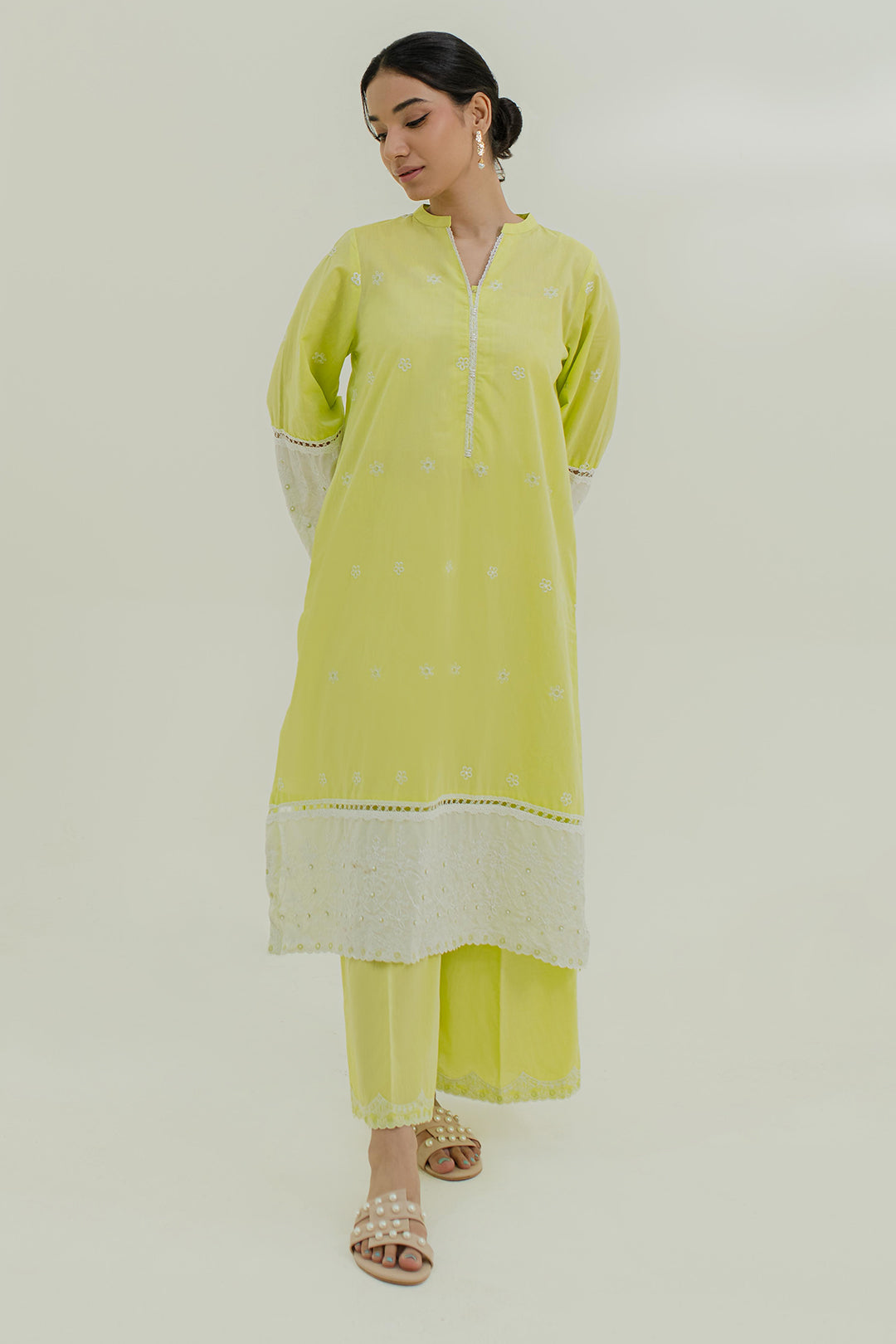 Embroidered Kurta Trouser - 1285