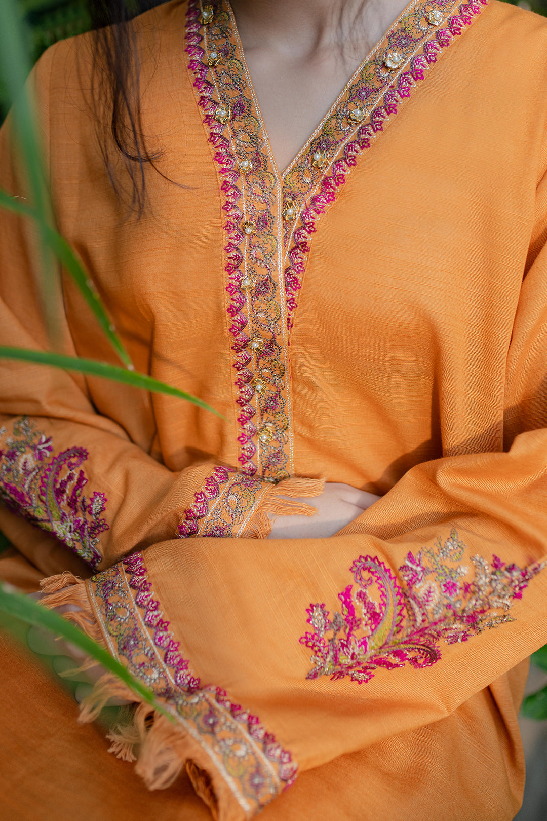 Embroidered Kurta Trouser - 1289