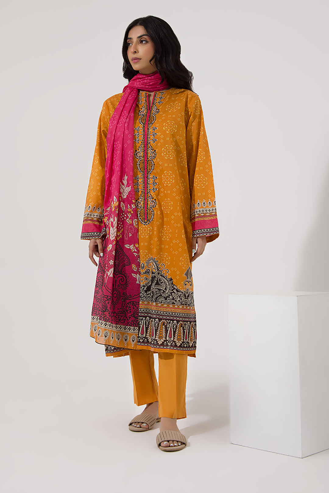 Embroidered Kurta Dupatta Trouser - 0825