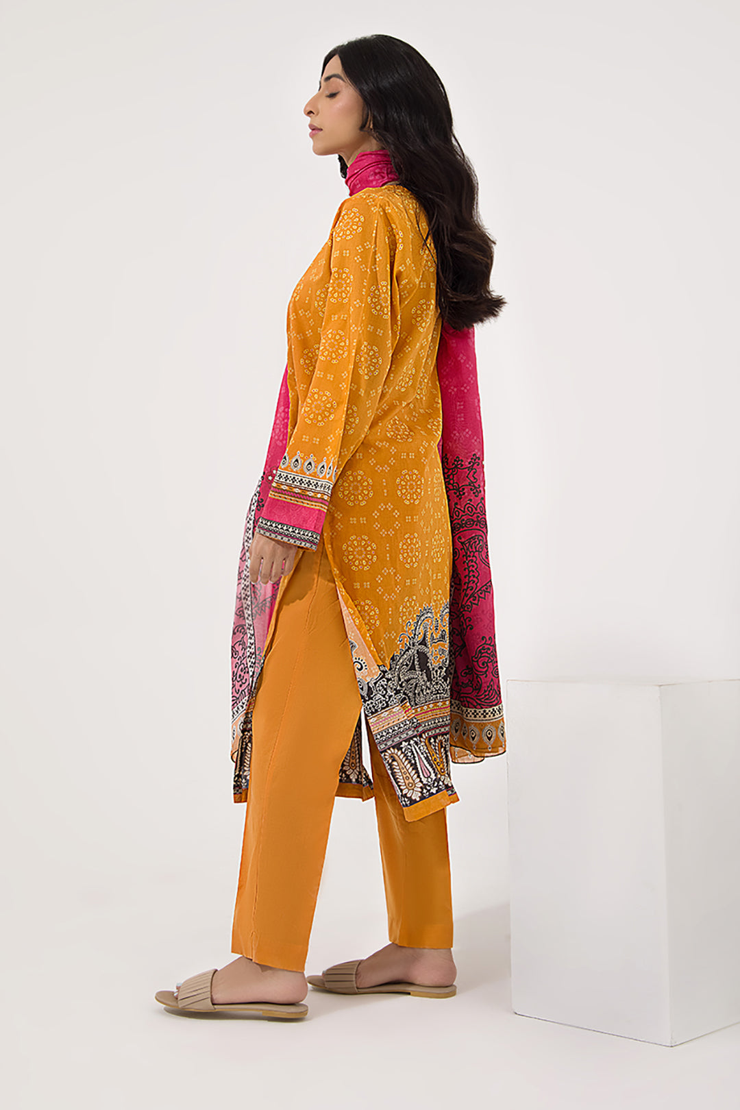 Embroidered Kurta Dupatta Trouser - 0825