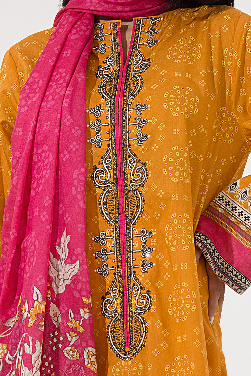 Embroidered Kurta Dupatta Trouser - 0825
