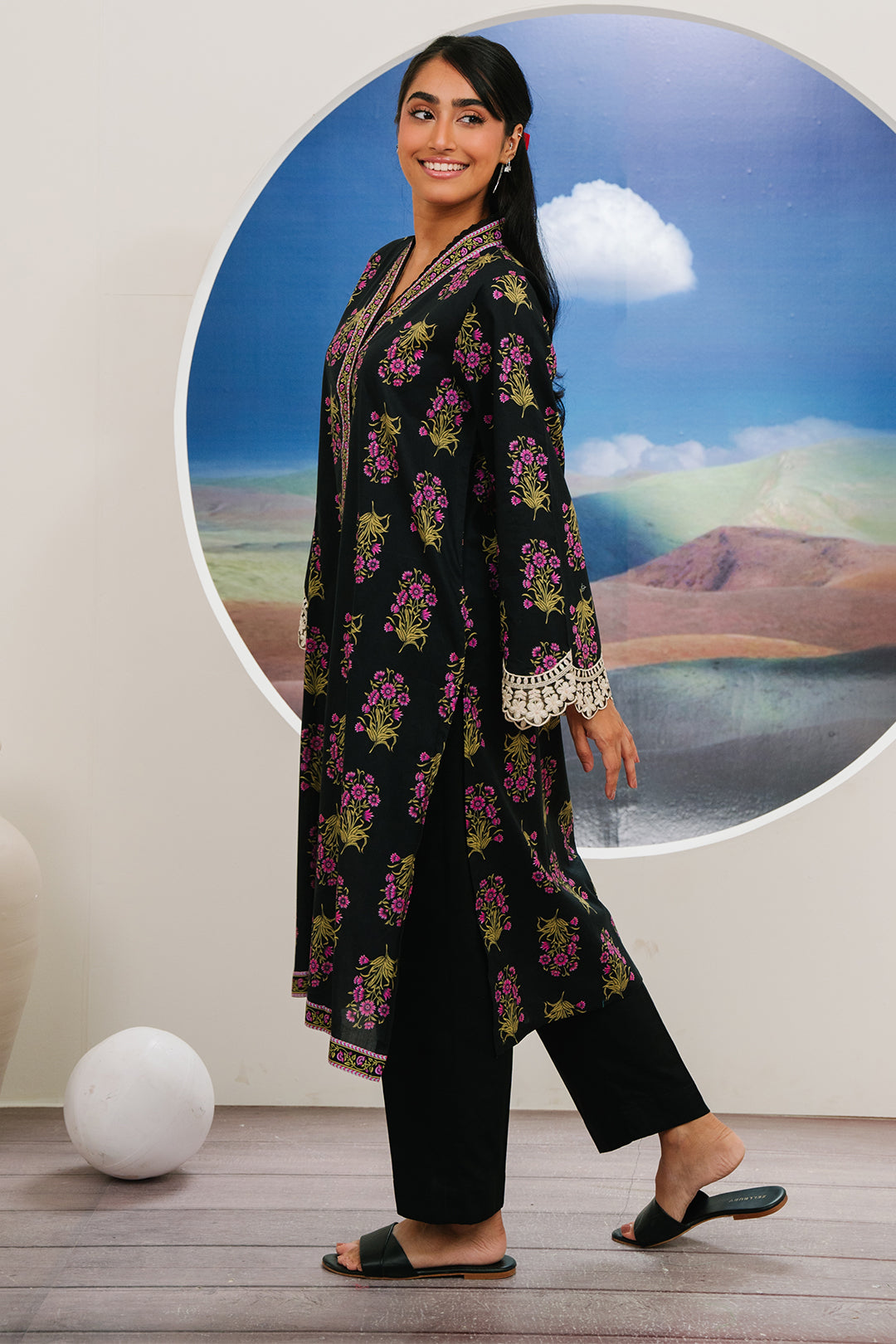 Embroidered Kurta - 2798