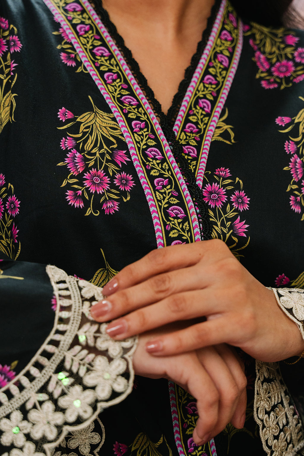 Embroidered Kurta - 2798