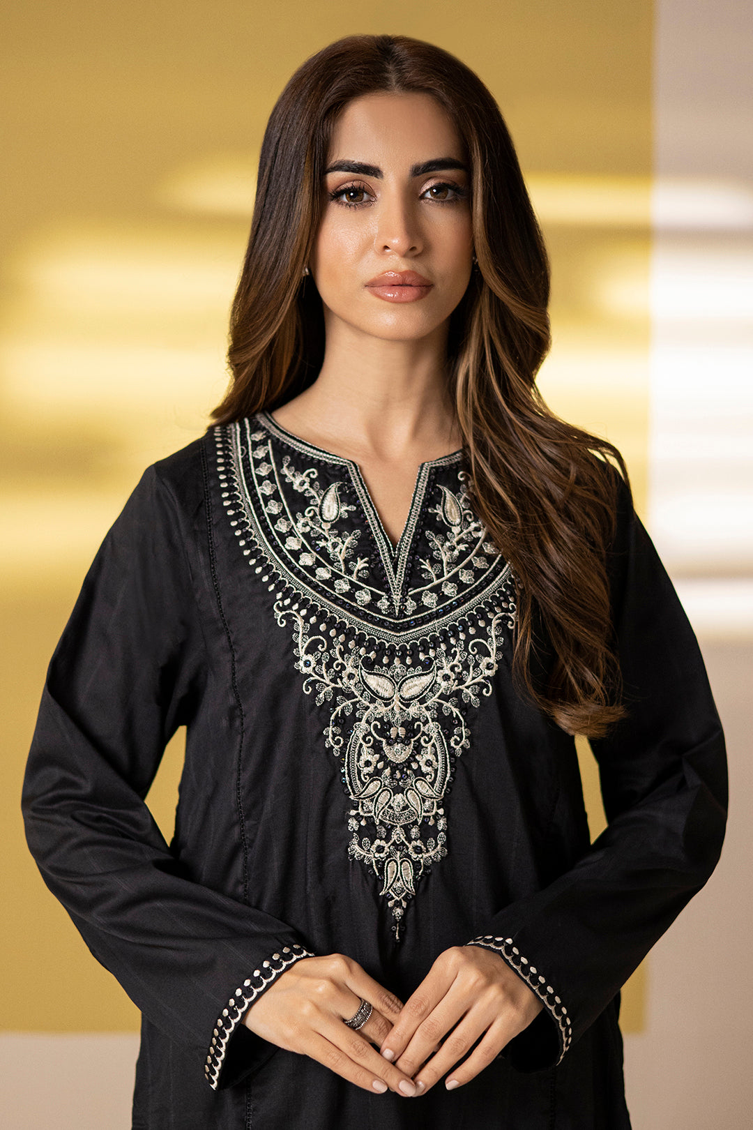 Embroidered Kurta - 2863