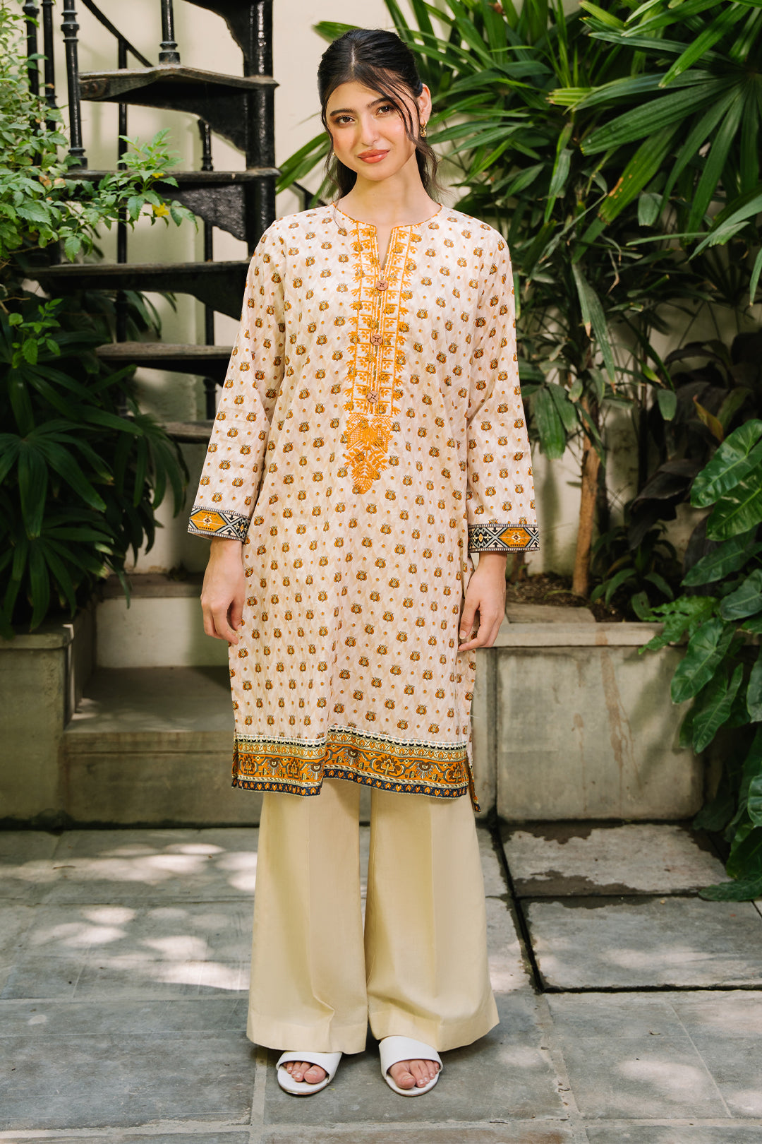 Embroidered Kurta - 2896