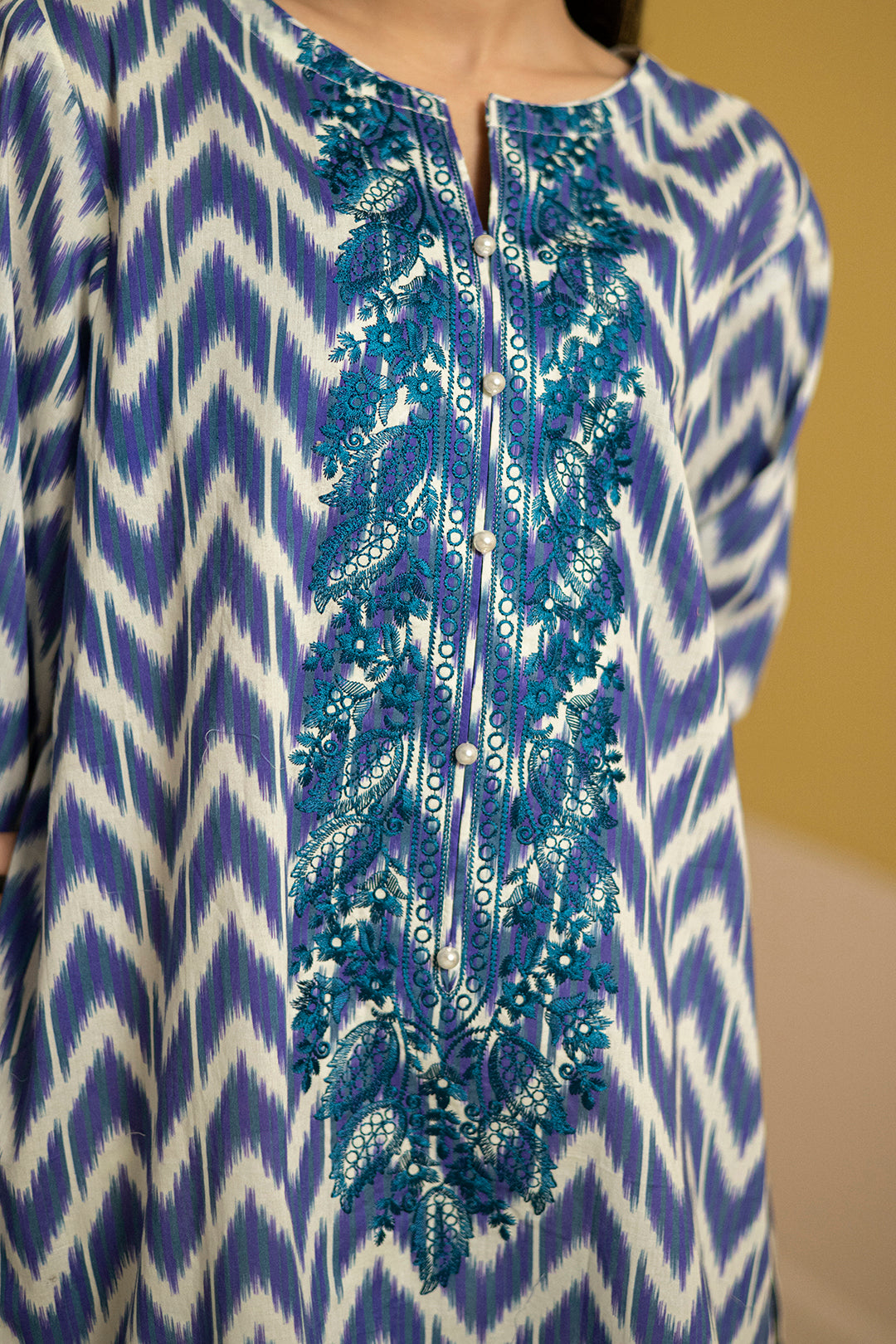 Embroidered Kurta - 3188