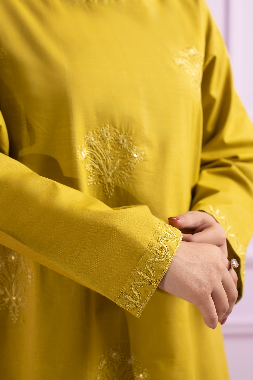 Embroidered Kurta - 3235