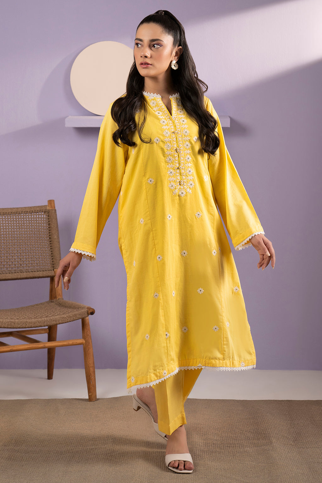 Embroidered Kurta Trouser - 2294