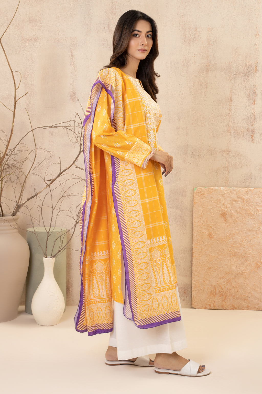 Embroidered Kurta Dupatta - 2823