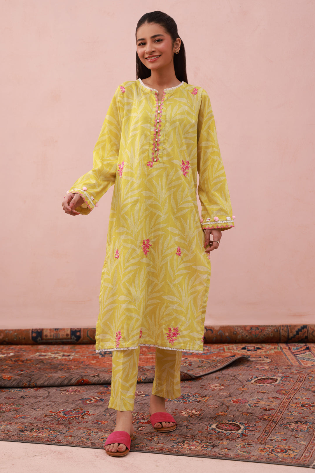 Embroidered Kurta Trouser - 2882