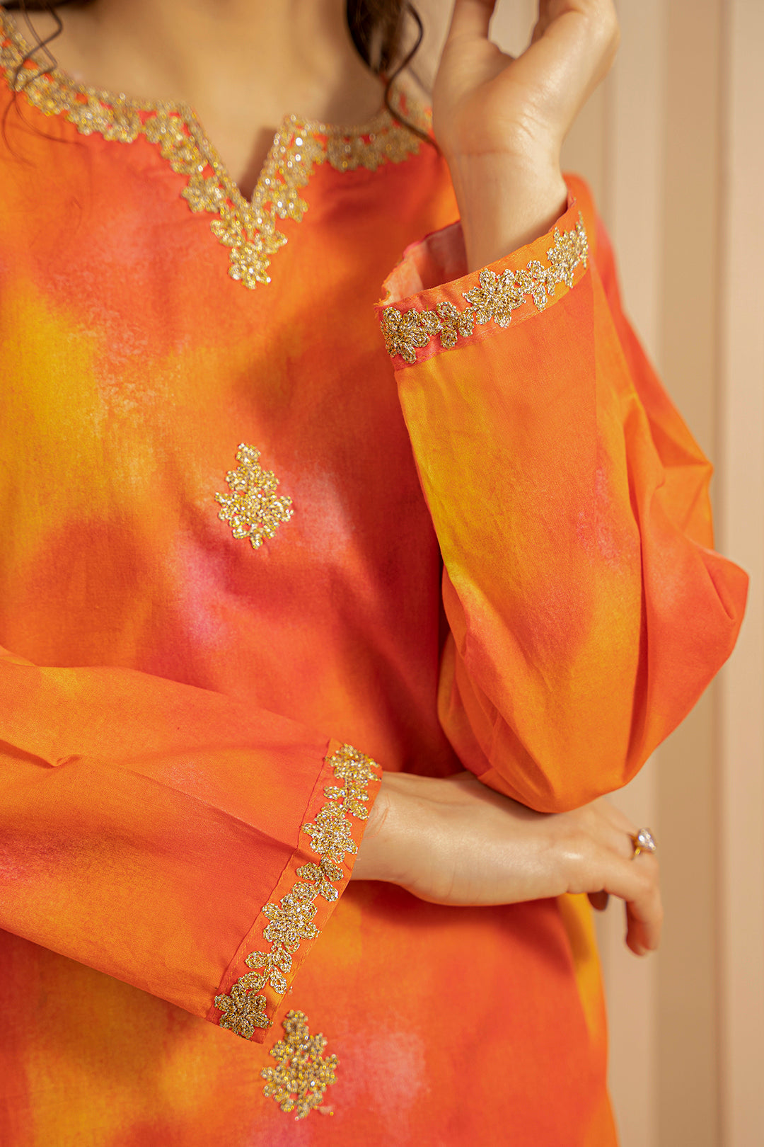 Embroidered Kurta Trouser - 2887