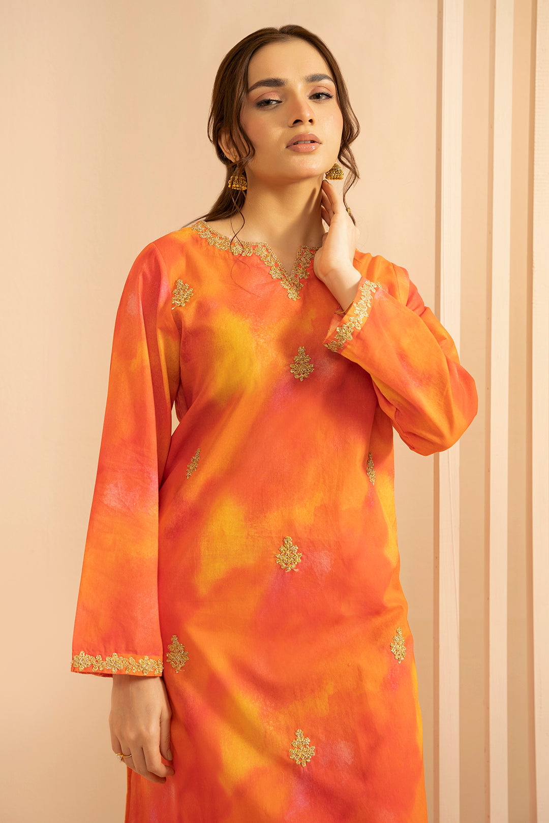 Embroidered Kurta Trouser - 2887
