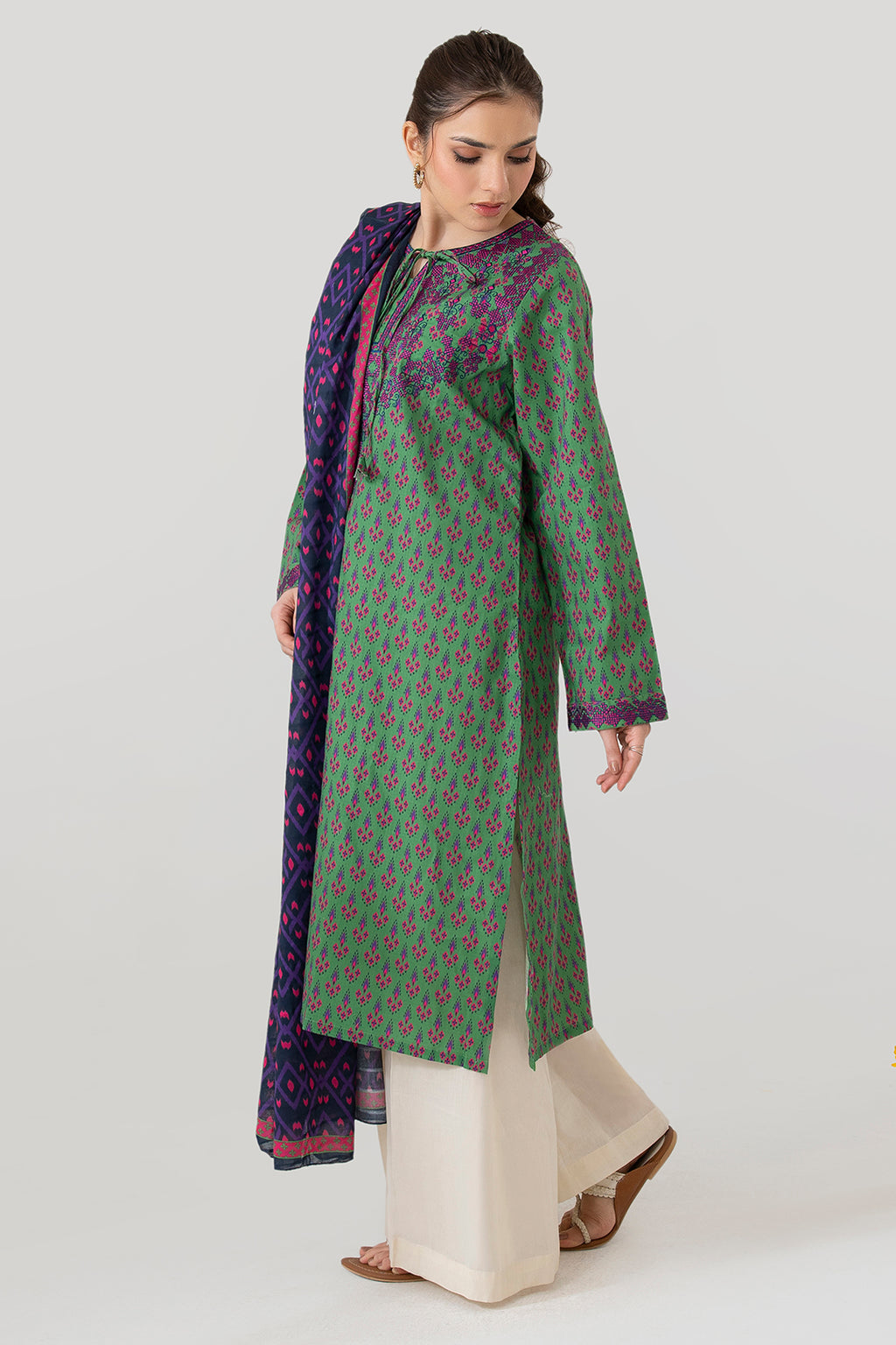 Embroidered Kurta Dupatta - 3213