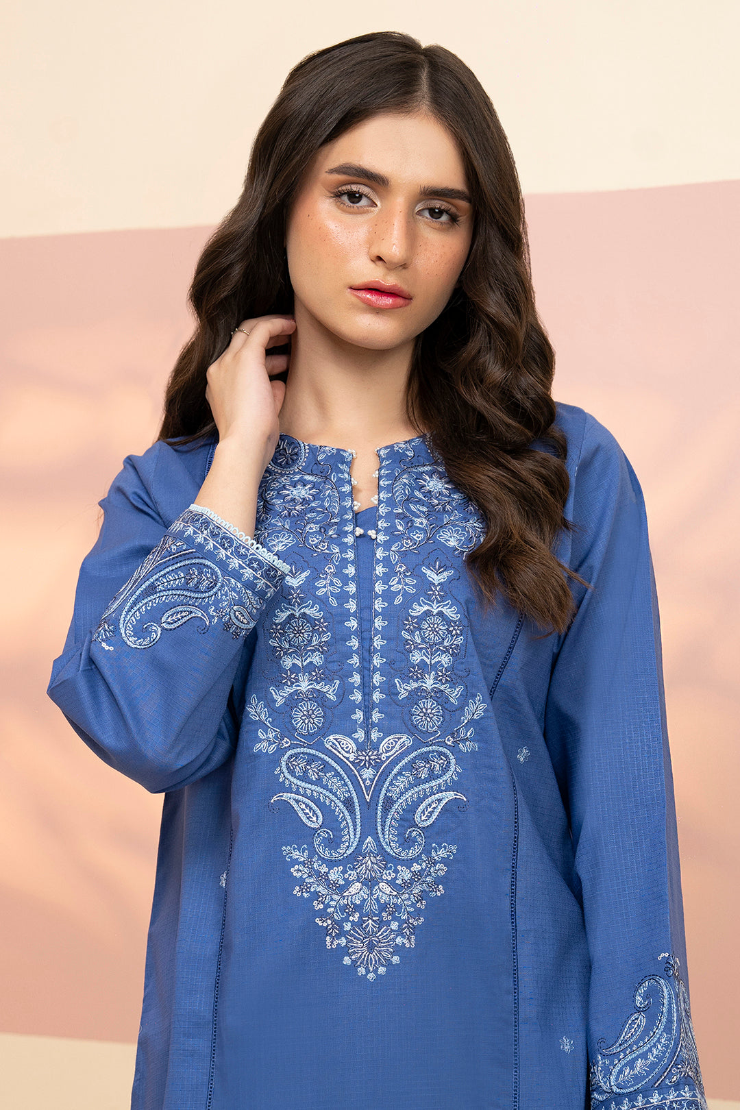 Embroidered Kurta Trouser - 3216