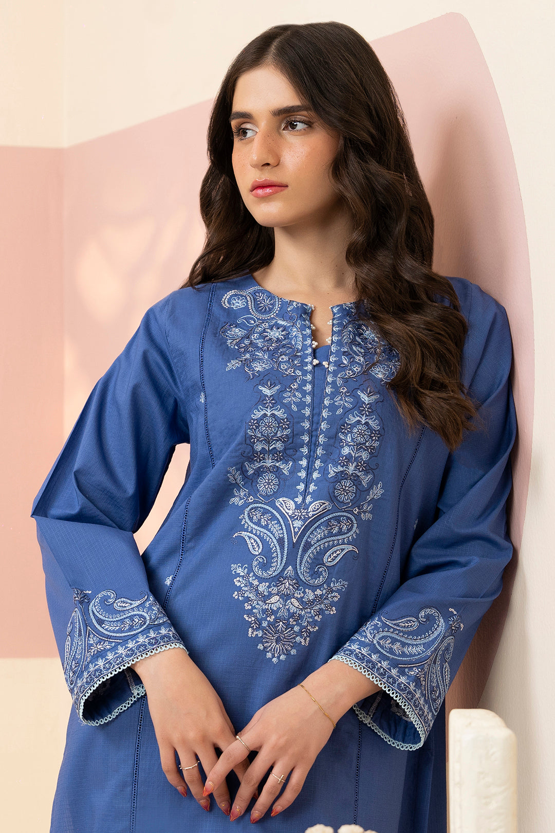 Embroidered Kurta Trouser - 3216