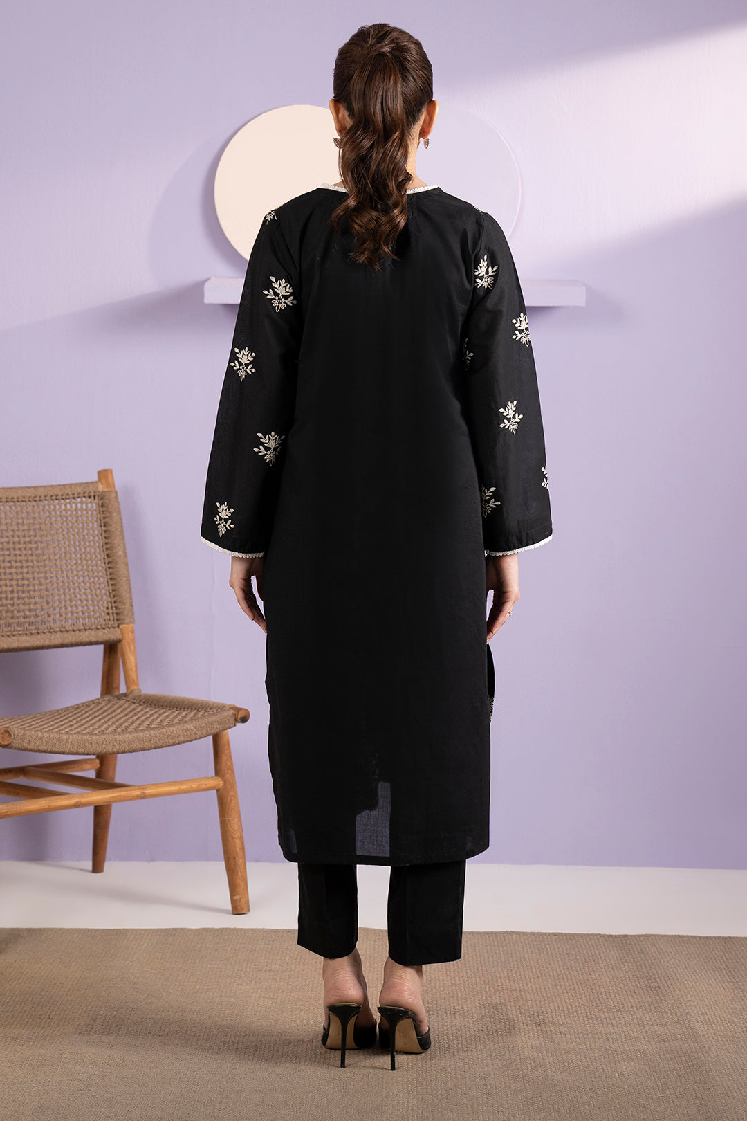 Embroidered Kurta Trouser - 3218