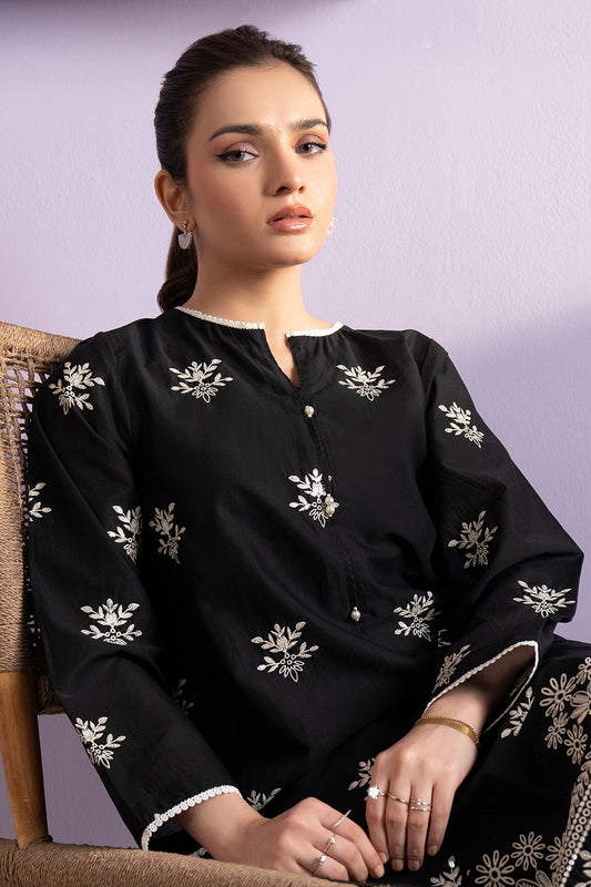 Embroidered Kurta Trouser - 3218