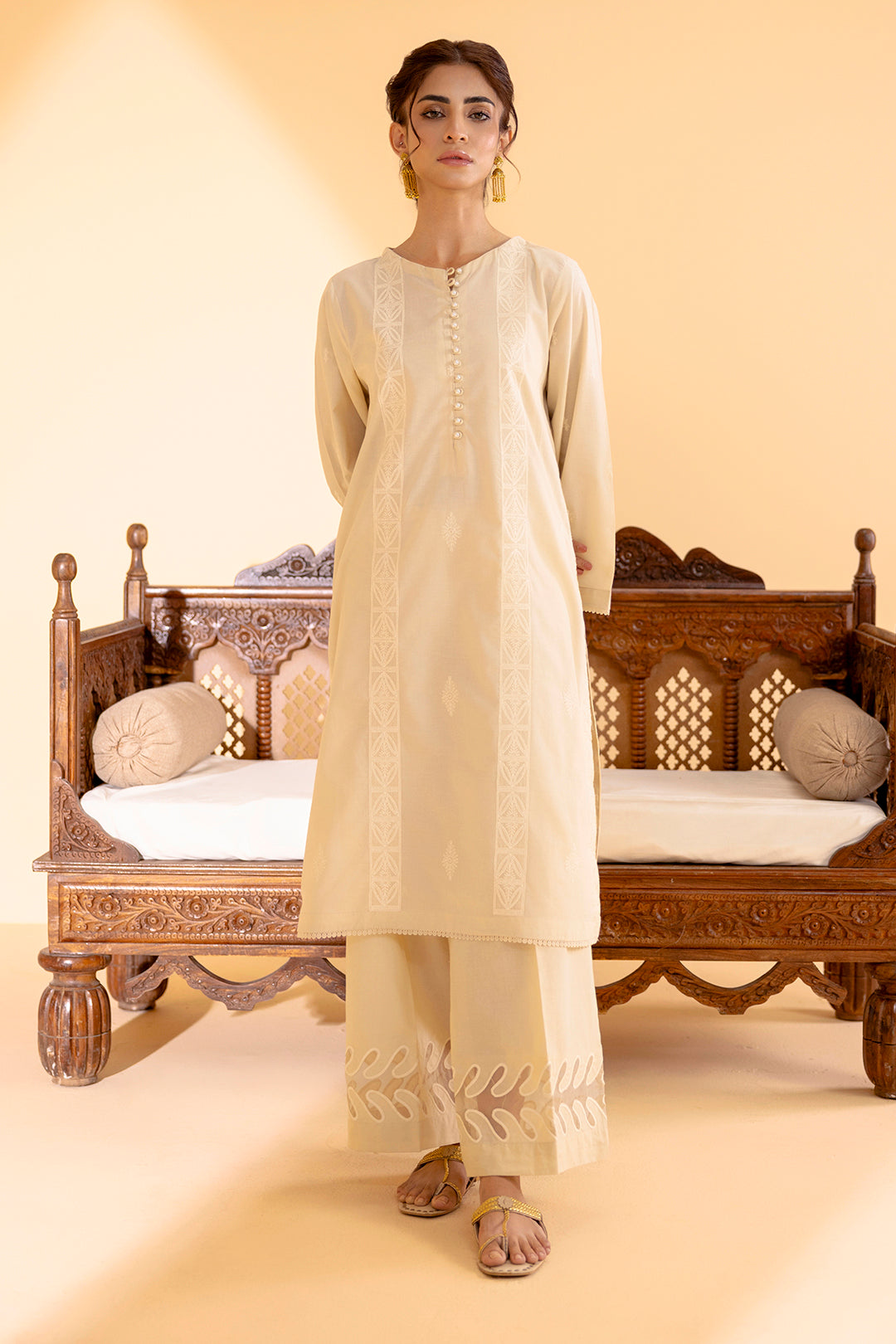 Embroidered Kurta Trouser - 3314