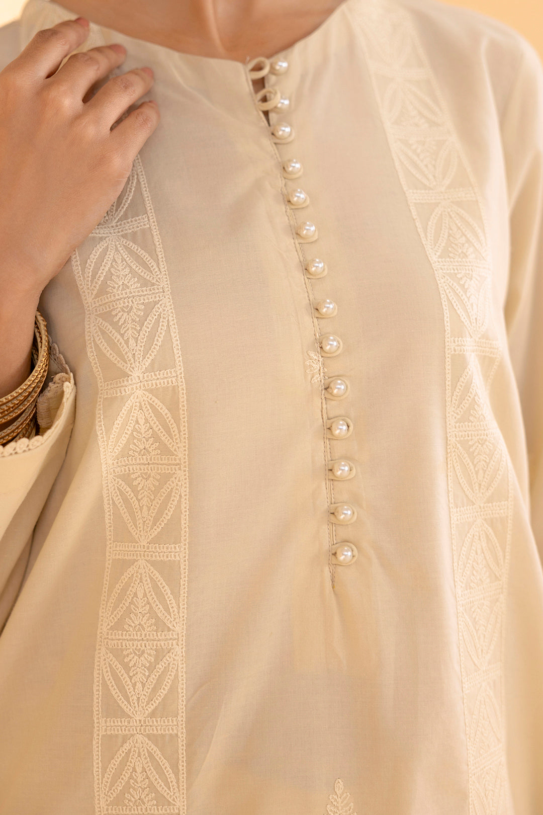 Embroidered Kurta Trouser - 3314