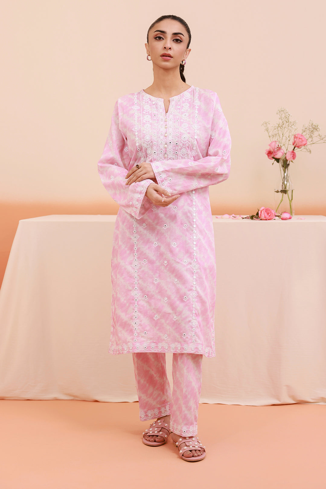 Embroidered Kurta Trouser - 3315