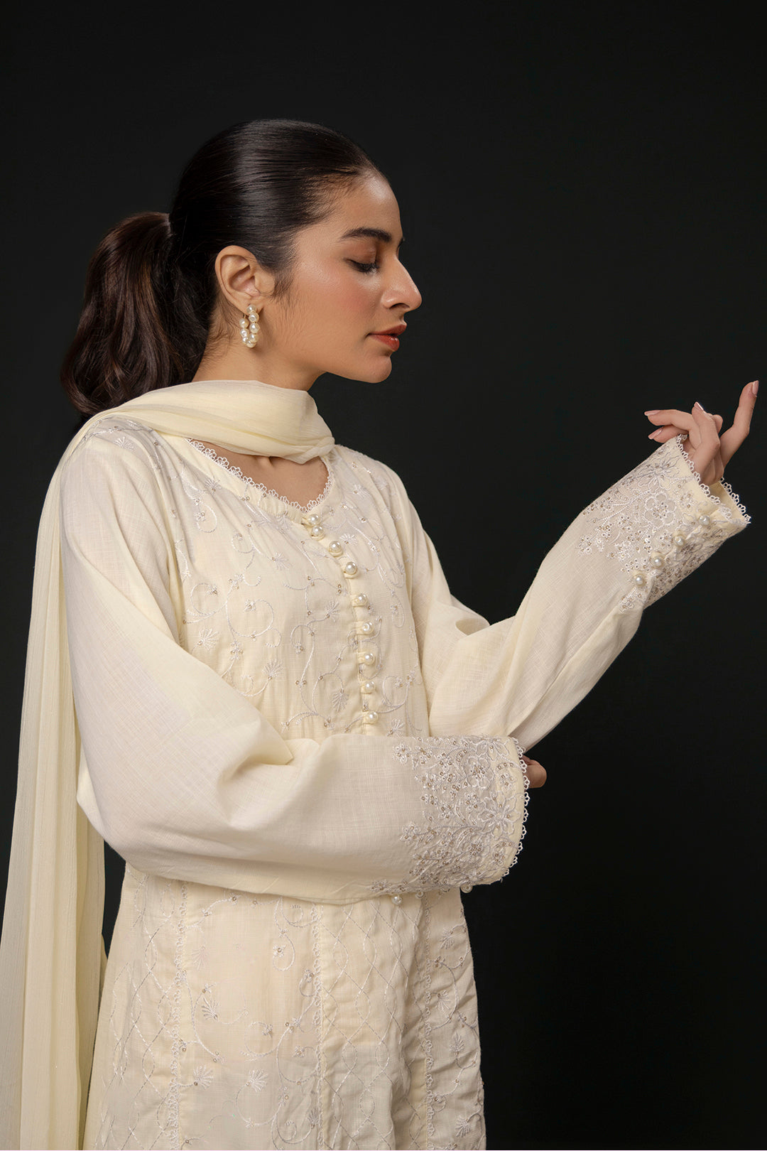 Embroidered Kurta Dupatta Trouser - 3332