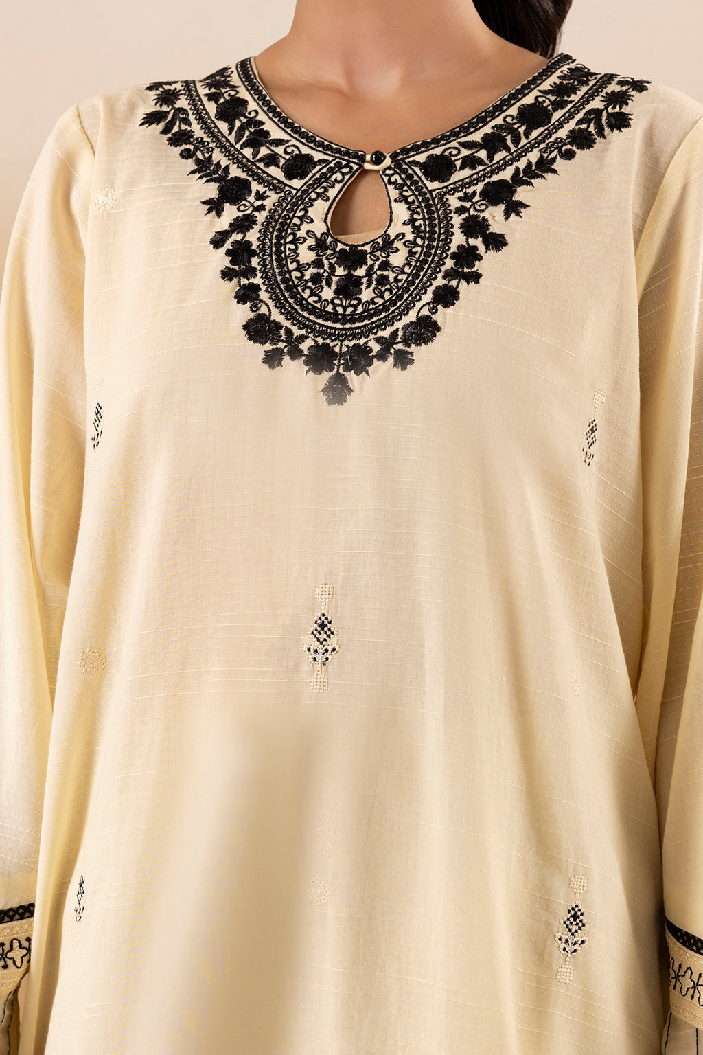 Embroidered Kurta Dupatta Trouser - 3334