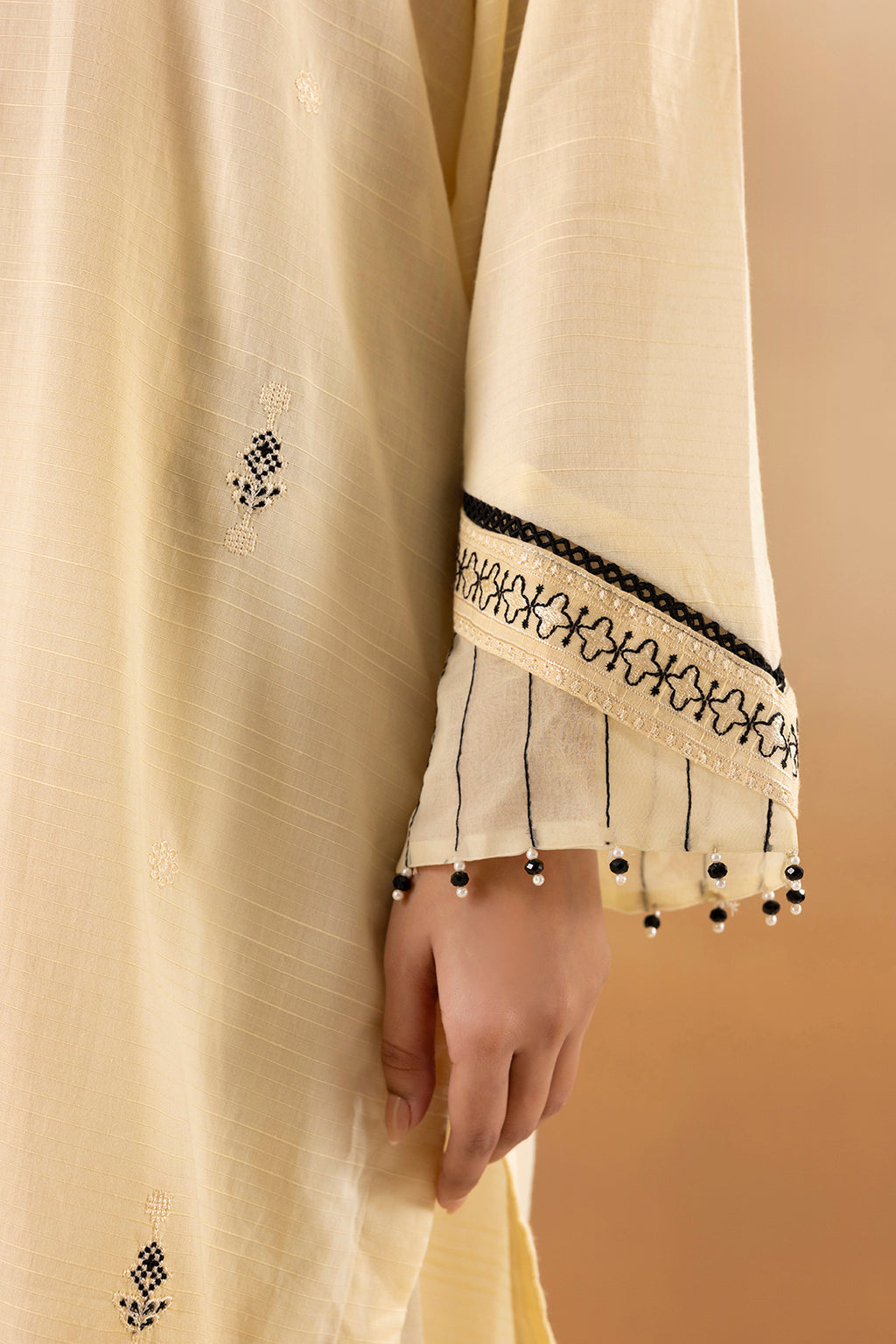 Embroidered Kurta Dupatta Trouser - 3334