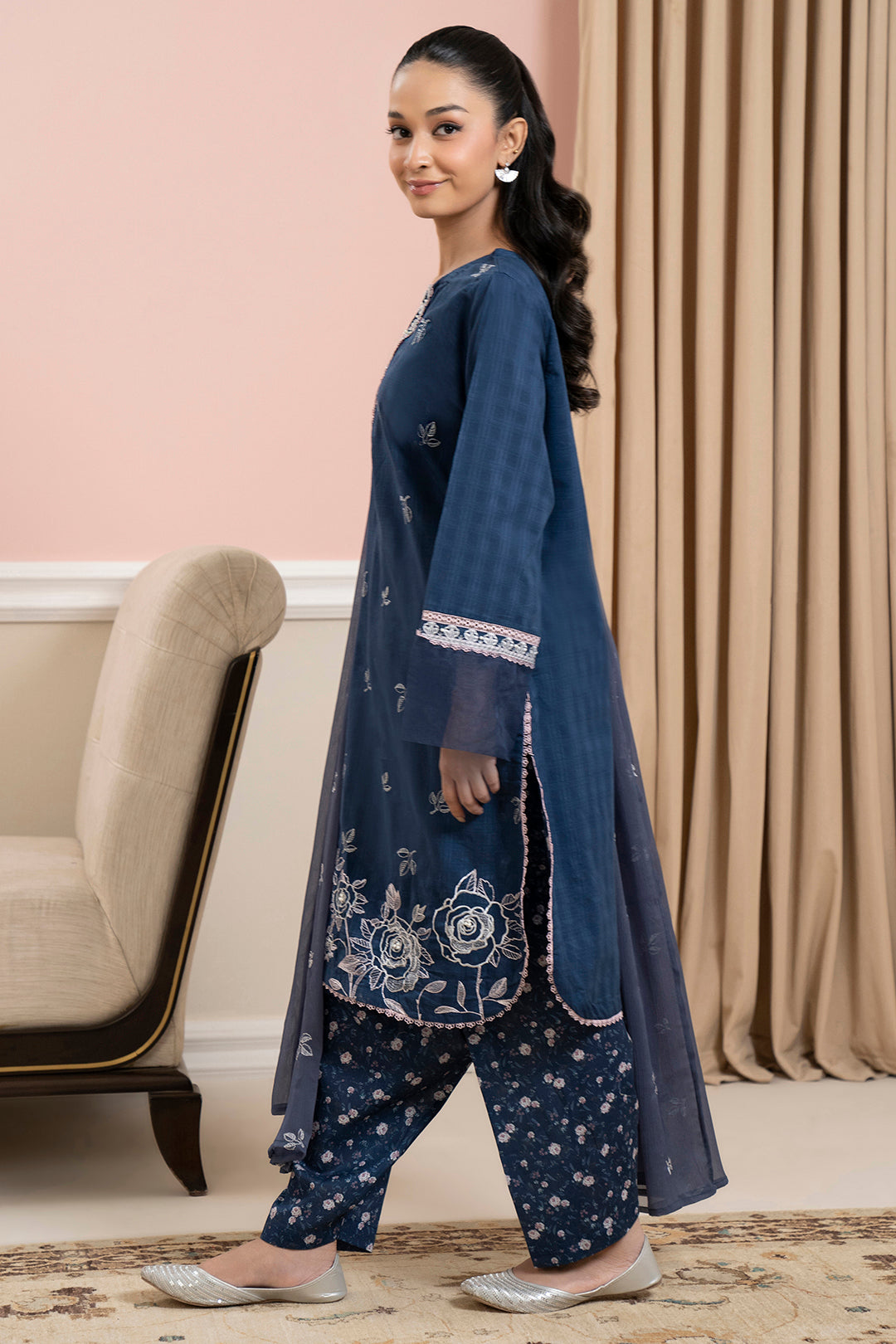 Embroidered Kurta Dupatta Trouser - 3335