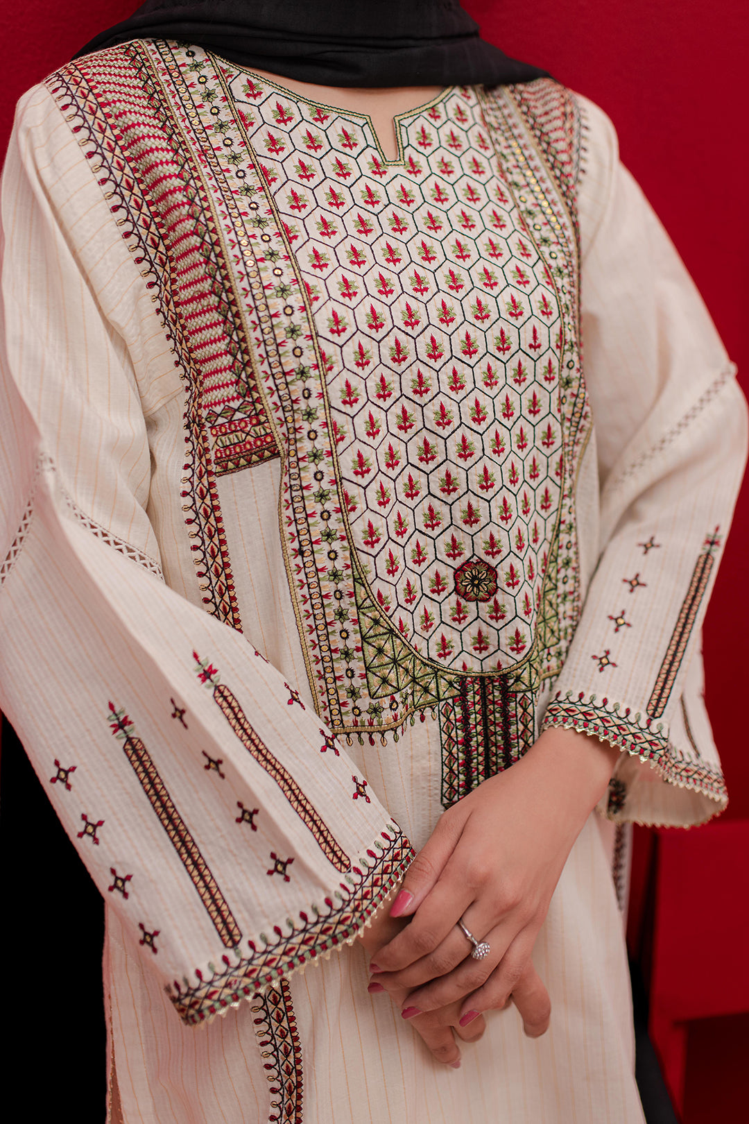 Embroidered Kurta Dupatta Trouser - 3342