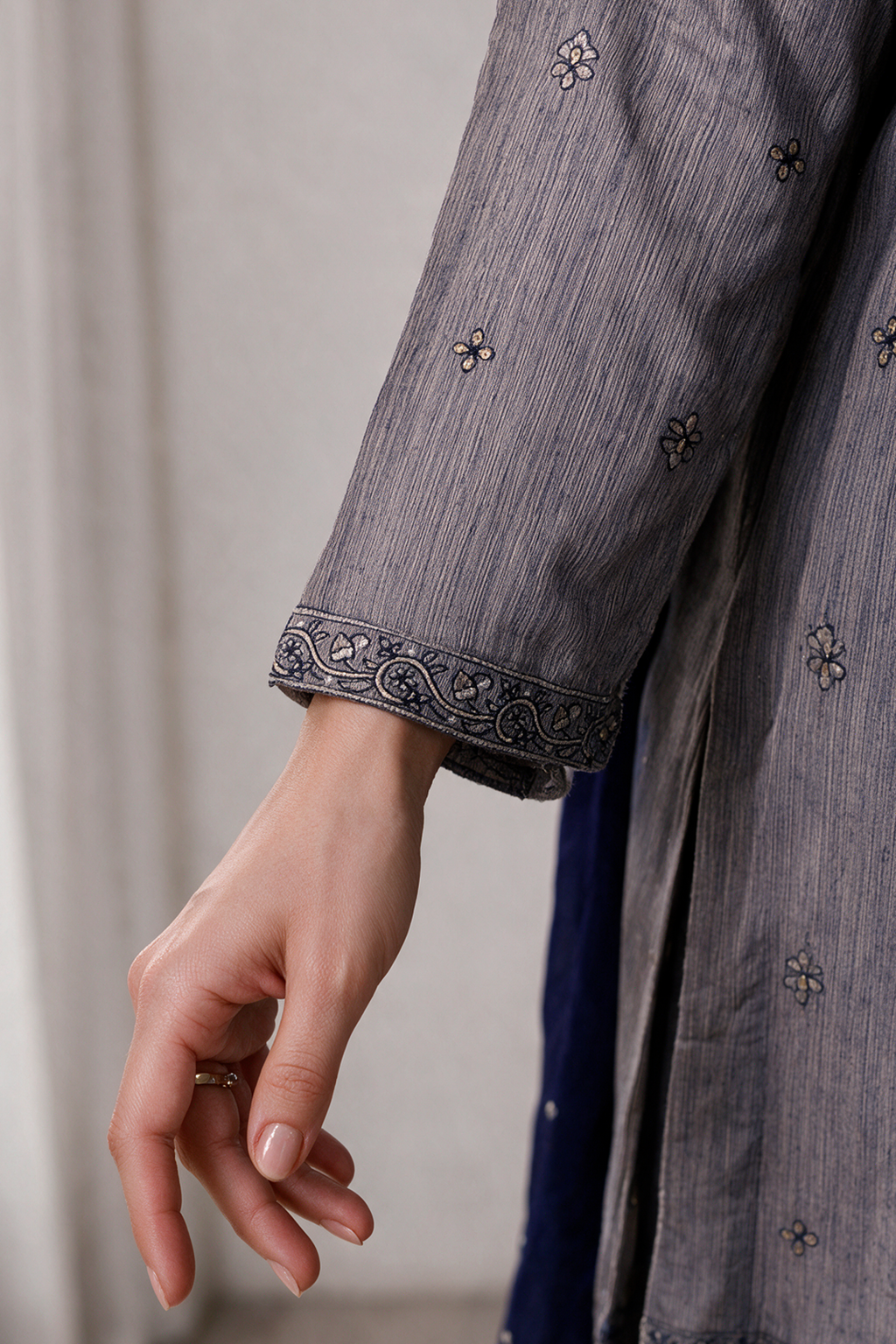 Embroidered Kurta Shawl Trouser - 3416
