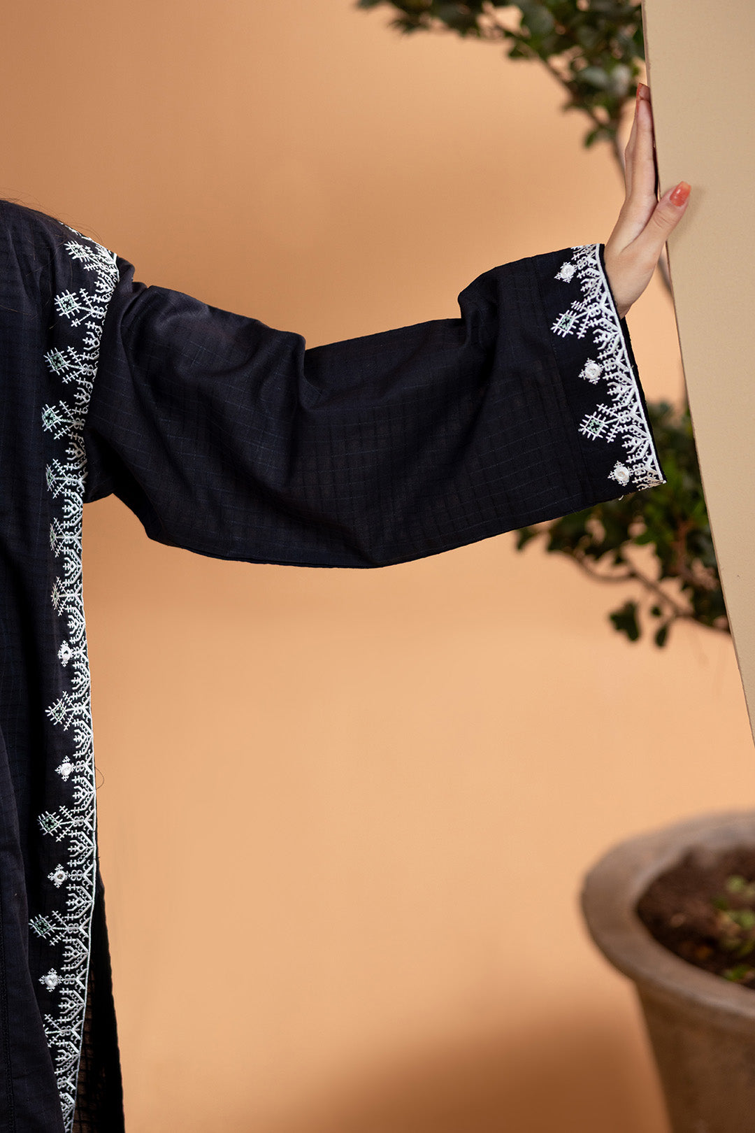 Embroidered Kurta Dupatta - 2505