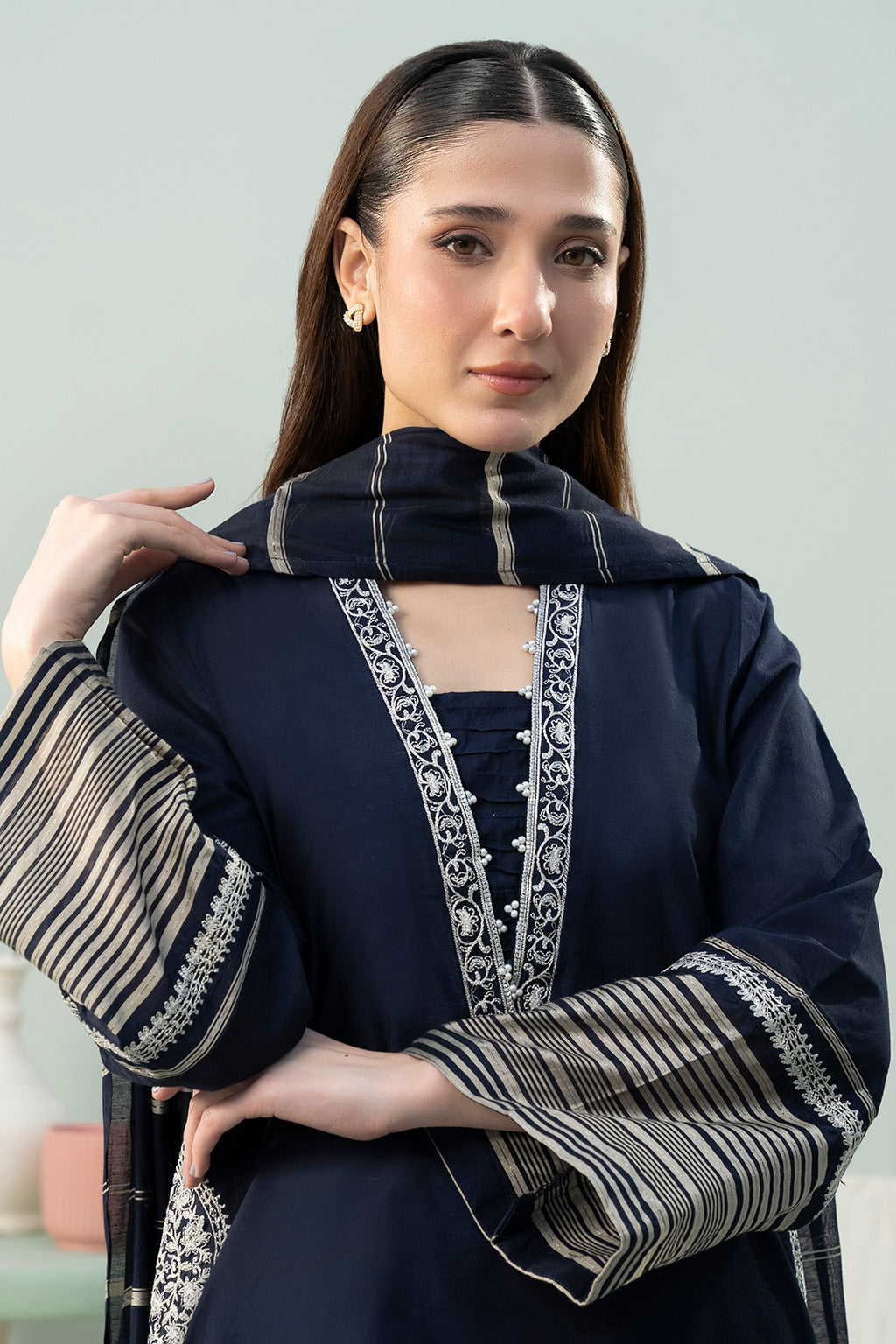Embroidered Kurta Dupatta Trouser - 3338