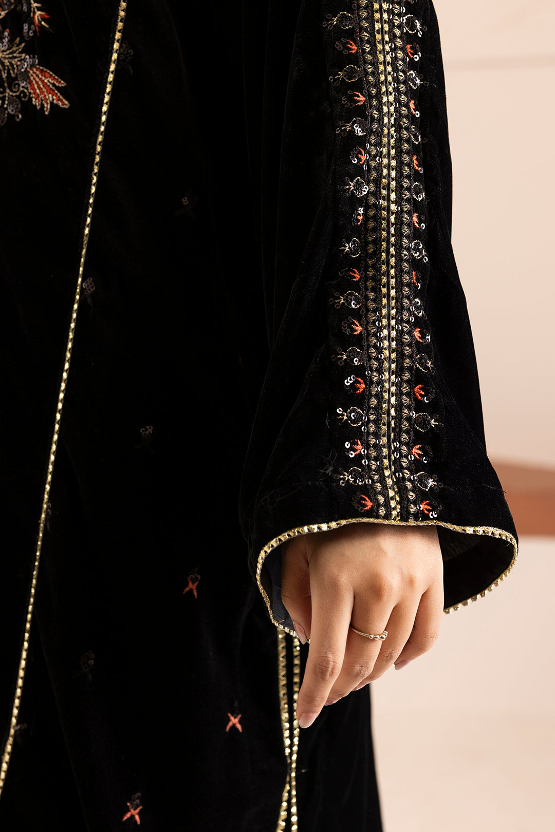 Embroidered Kurta Dupatta Trouser - 0731