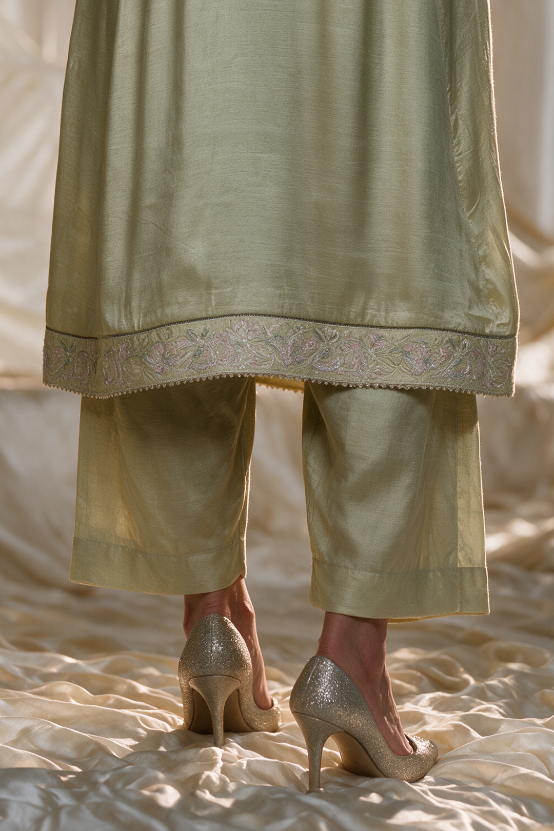 Embroidered Kurta Dupatta Trouser - 0768