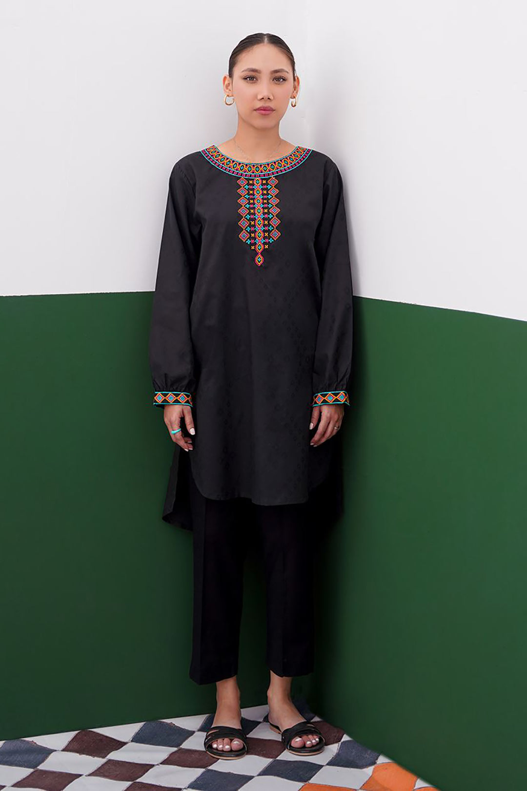 Embroidered Kurta - 0538