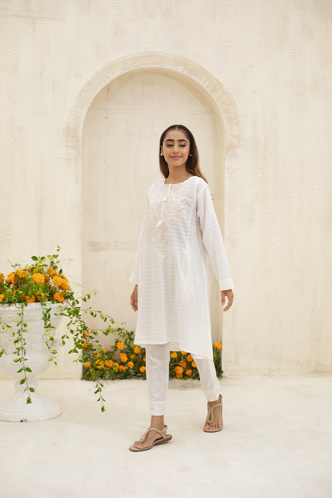 Embroidered Kurta - 0541