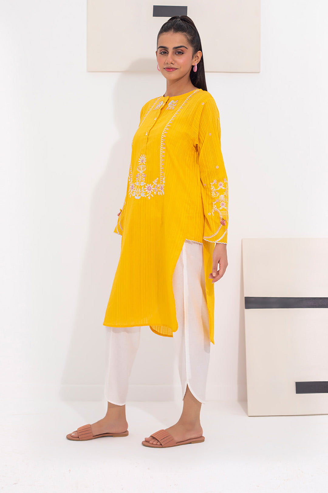 Embroidered Kurta - 0602