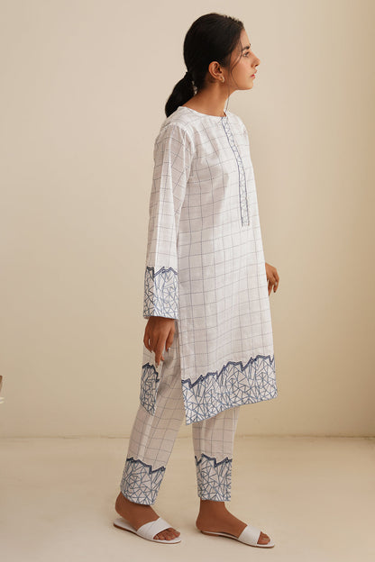 Embroidered Kurta Trouser - 0441