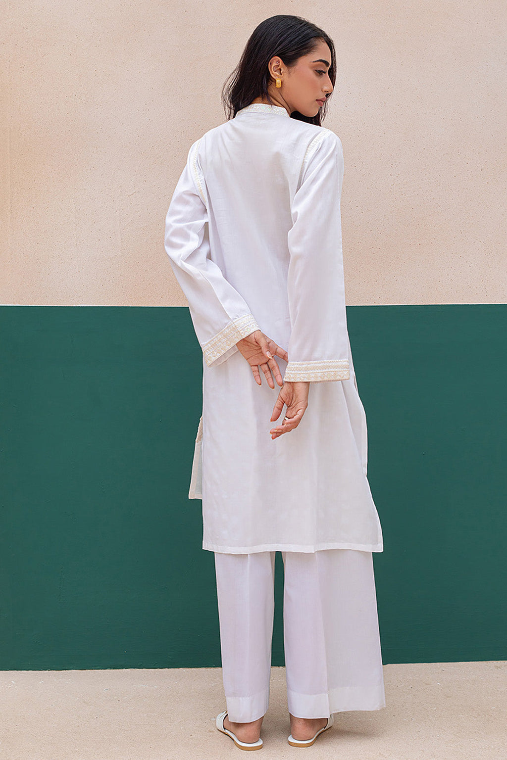 Embroidered Kurta - 0932