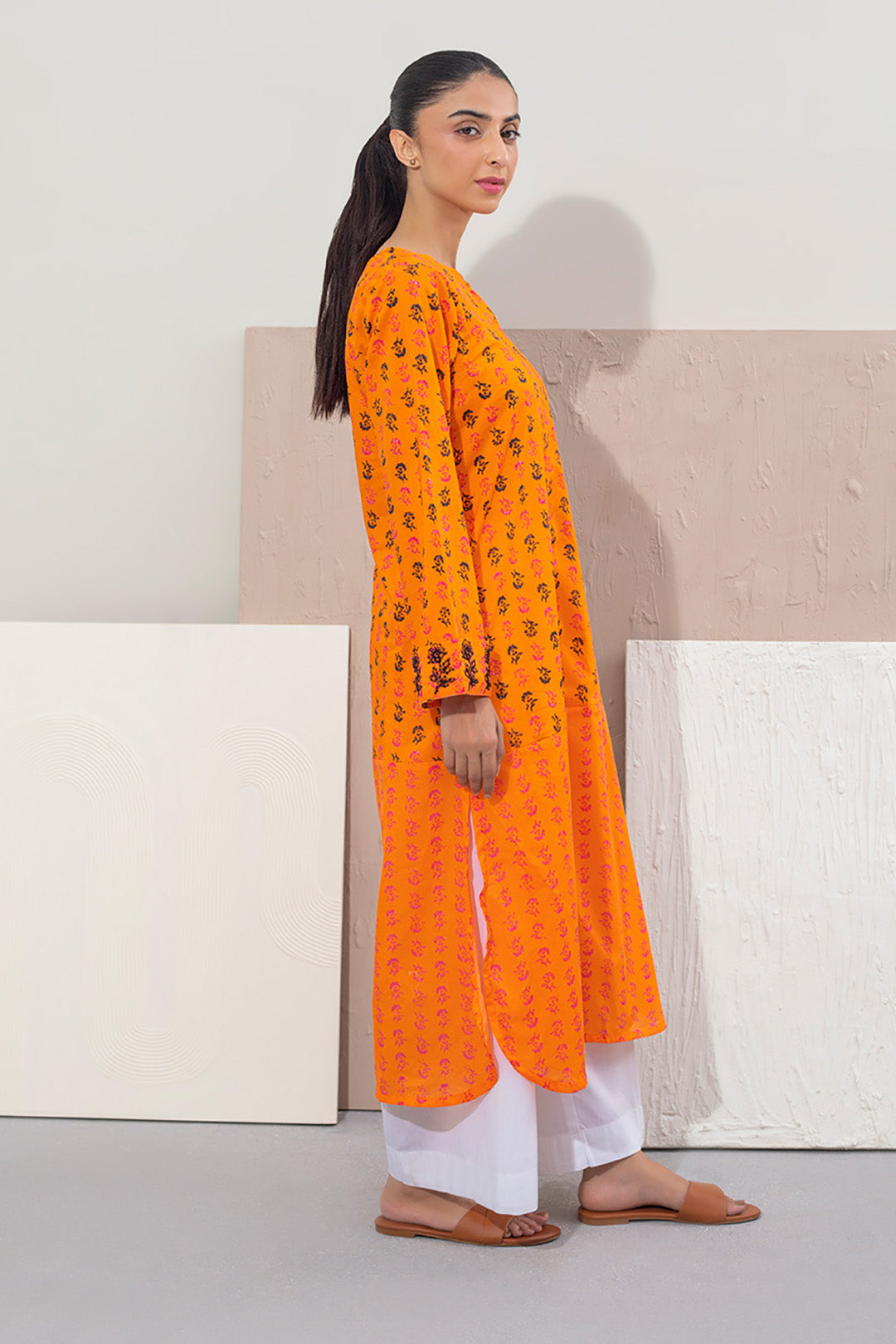 Embroidered Kurta - 1029