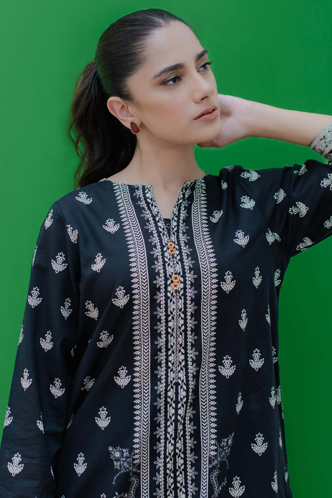 Embroidered Kurta - 1201