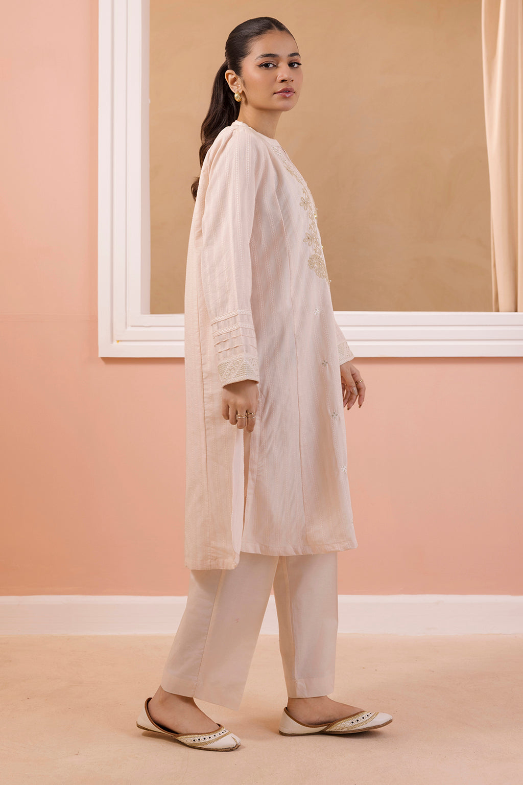 Embroidered Kurta Trouser - 0886