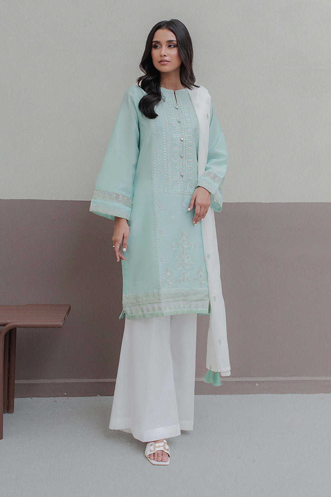 Embroidered Kurta Dupatta - 0975